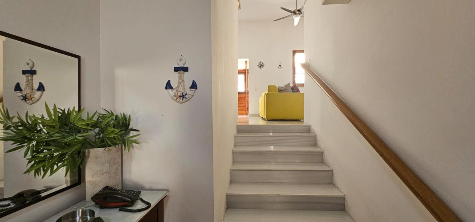 3 Floors Villa On Promenade 4 Bedrooms 3 Bathrooms Слима Екстериор снимка